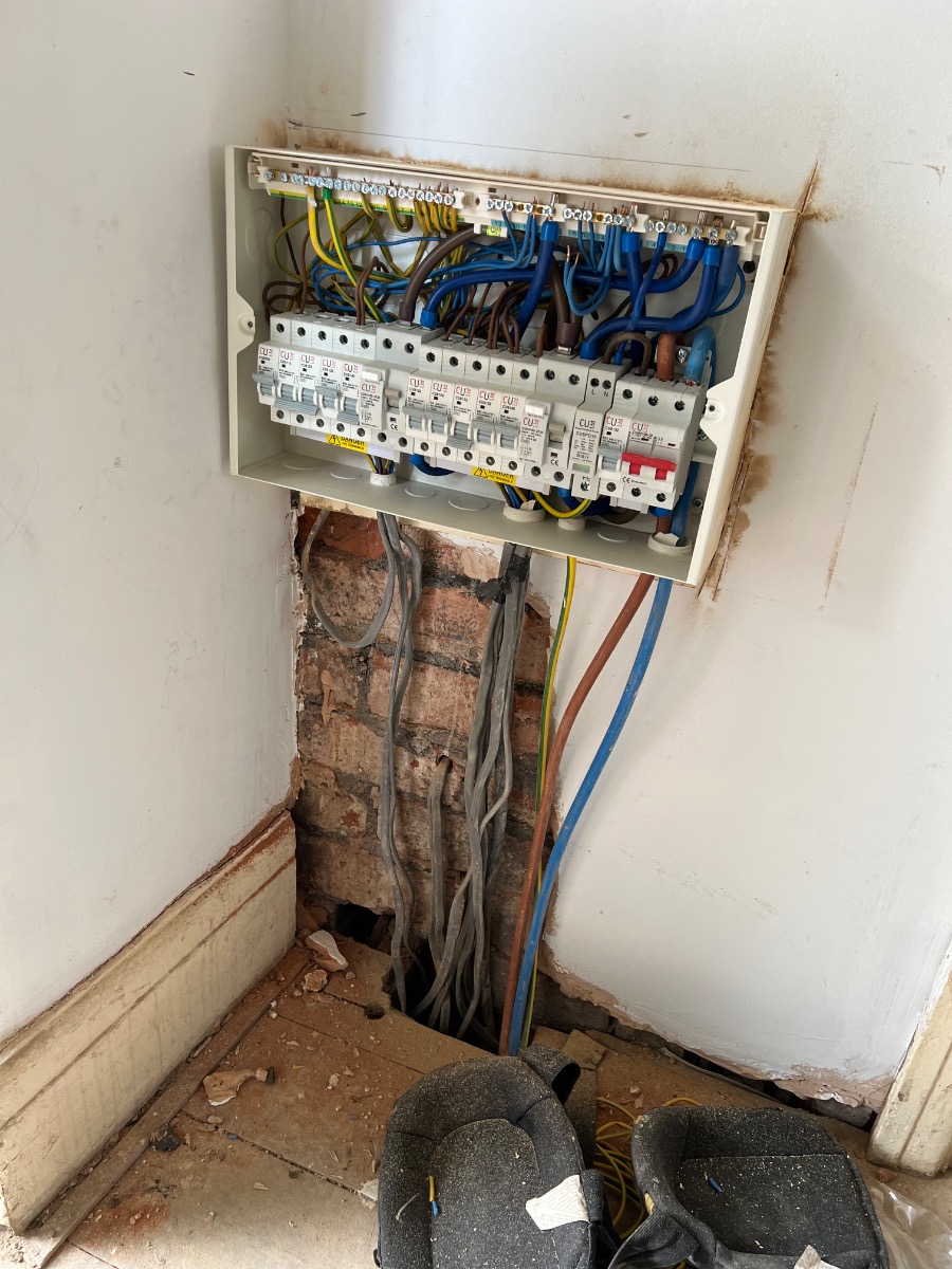 Electrician: Image 42